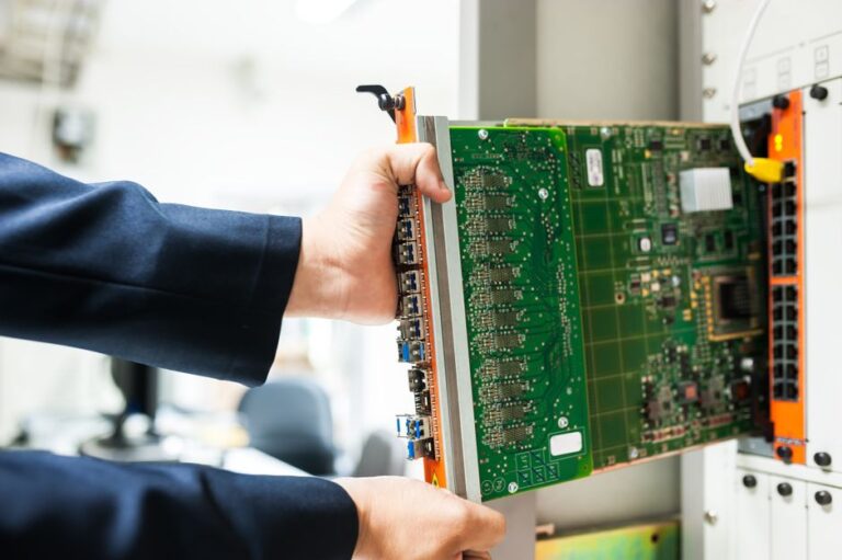 instalador electrónica náutica